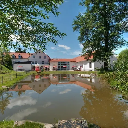 酒店 姆林伊赫拉瓦酒店